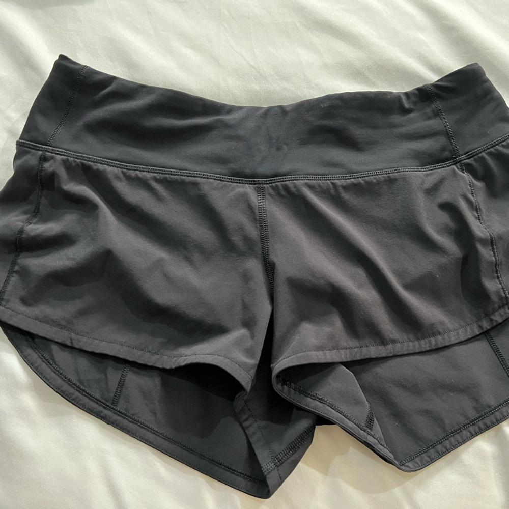 Lululemon speed up shorts size 4